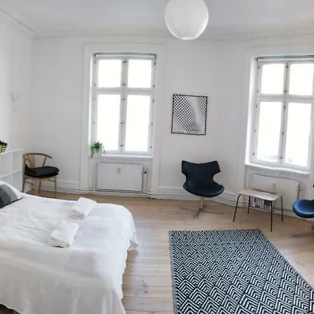 Penzion 200 Sqm Apartment, With 4 Separate Rooms, Each For 2 People Kodaň