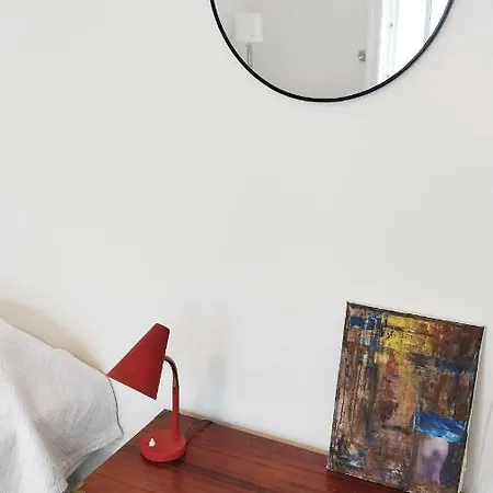 Guest house 200 Sqm Apartment, With 4 Separate Rooms, Each For 2 People